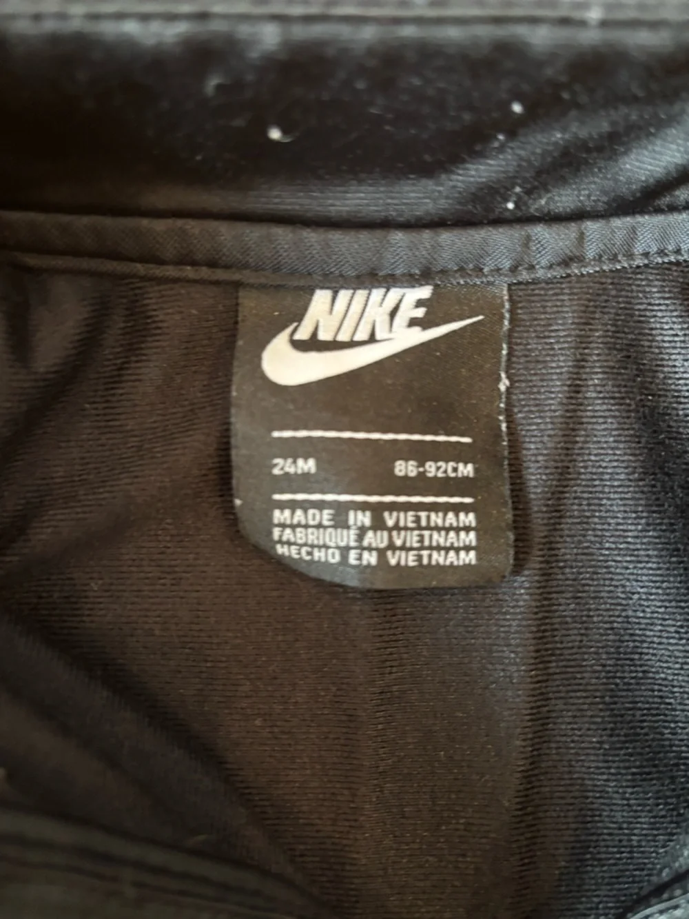 Nike Kids Tracksuit Jacket and Pants Set - Black & Red‎ - Picture 6 of 10
